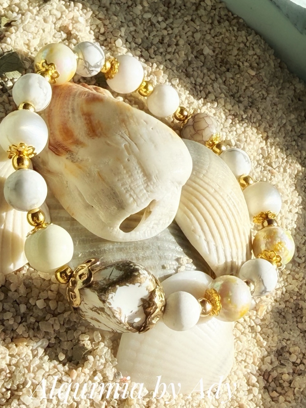 KEEPSAKE white howlite quartz gold beaded bracelet